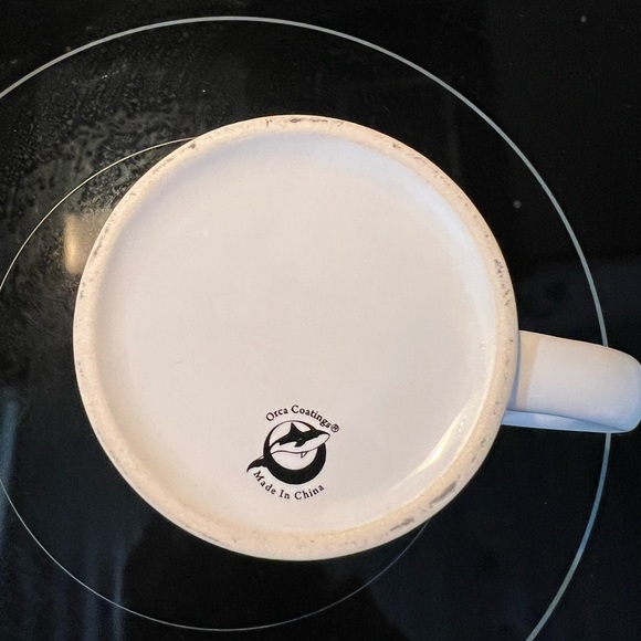 World’s Okayest sister about 10 ounces coffee mug - Picture 2 of 8